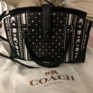 Coach skull bag
